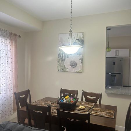 Seamist Villa @Oceanpointe Lucea Comfy 2Br W/Pool Gym & Parking エクステリア 写真