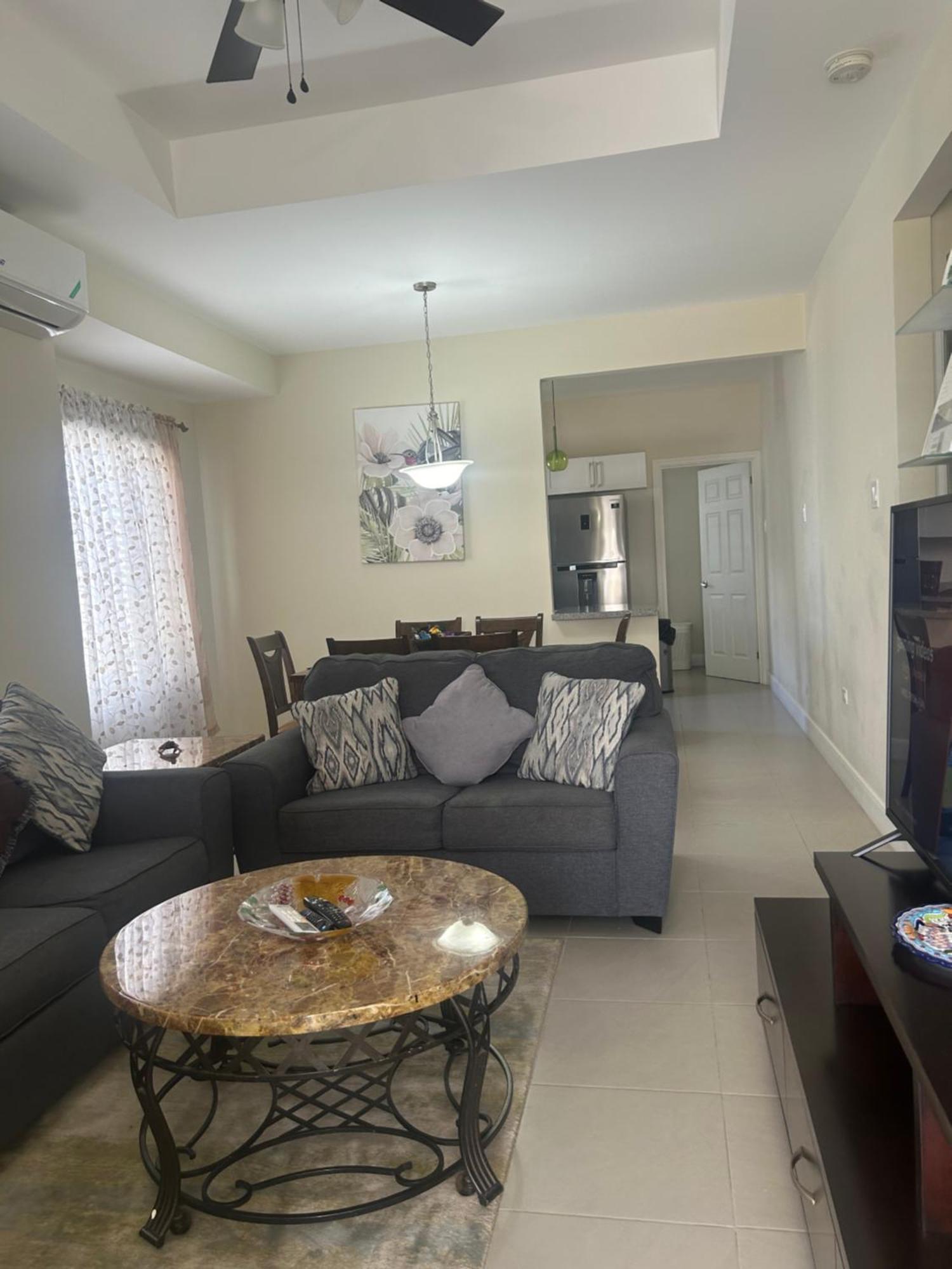 Seamist Villa @Oceanpointe Lucea Comfy 2Br W/Pool Gym & Parking エクステリア 写真